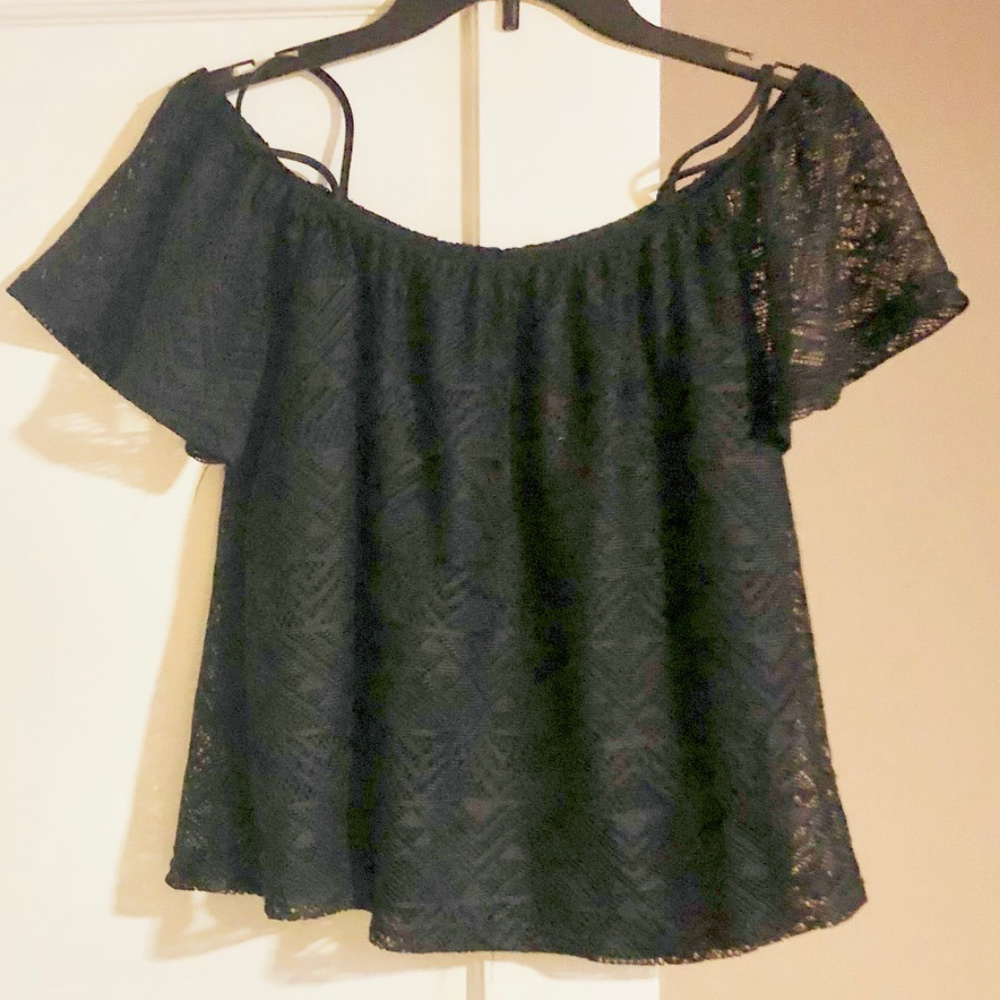 Women's/Juniors Off-the-Shoulder Blouse